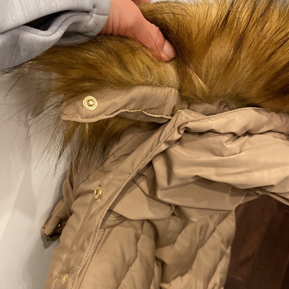 Zara water repellent faux hood puffer with belt SZ small nwt TAUPE/beige - Picture 5 of 9